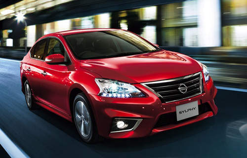 日本《Nissan Sylphy S Touring》這身勁裝怎麼有點眼熟呢? 日本《Nissan Sylphy S Touring》這身勁裝怎麼有點眼熟呢?