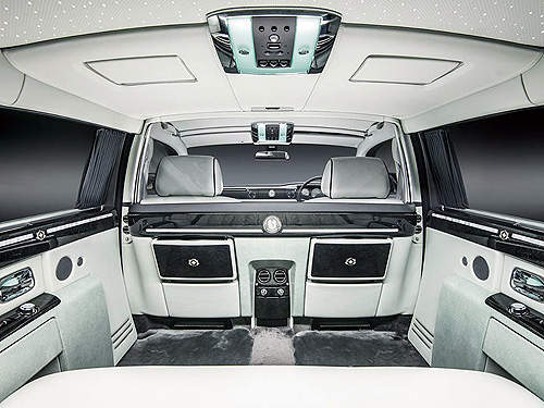 獨一無二《Rolls-Royce Phantom Zahra》誰說這樣的勝利女神老派呢? 獨一無二《Rolls-Royce Phantom Zahra》誰說這樣的勝利女神老派呢?