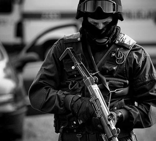 好可怕系列《世界有名的5項嚴苛軍事訓練》戰鬥民族也太瘋癲(囧)  好可怕系列《世界有名的5項嚴苛軍事訓練》戰鬥民族也太瘋癲(囧)