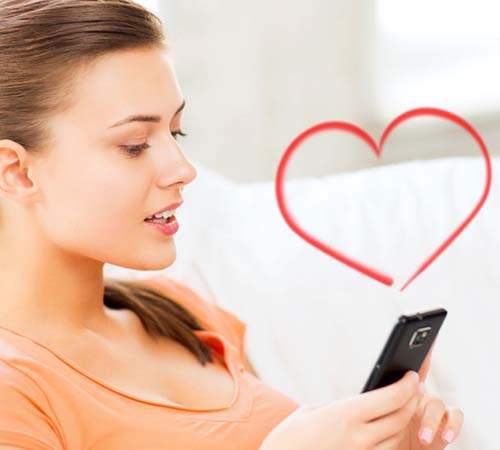 噓寒問暖樣樣來《虛擬男女朋友App》創造能夠騙倒一堆人的戀愛假象