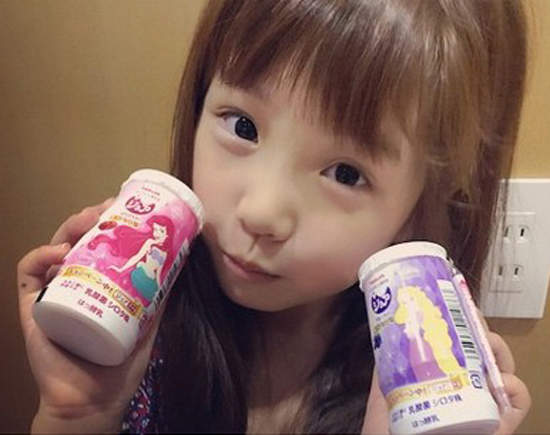 《RICOMERO》日本網路超激紅的6歲卡哇伊美少女 - 圖片1