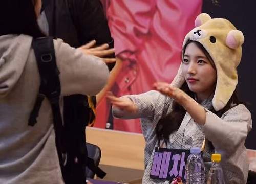 《韓星的凡人瞬間》這種呆呆萌萌也很對味