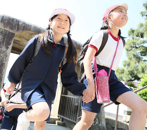 《小學時最期待的學校活動》出現意外但超中肯解答wwww