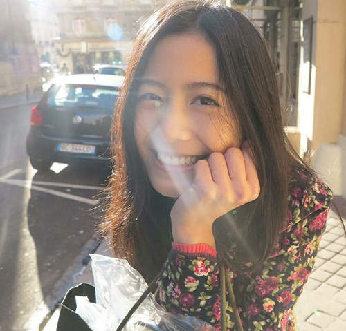 《泰國日系萌妹子》Frung笑起來洋溢著開心的幸福甜味 《泰國日系萌妹子》Frung笑起來洋溢著開心的幸福甜味