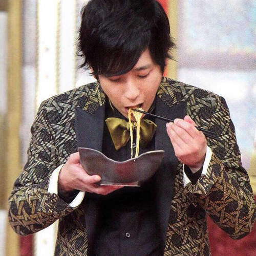 超萌《左撇子男》喜歡左撇子的日本女生急增中！？