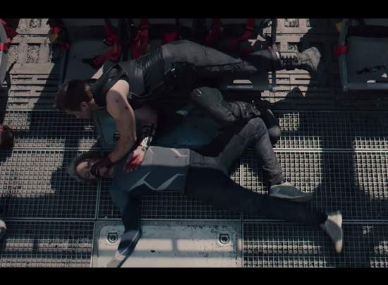 《復仇者聯盟:奧創紀元》加長影片&NG片段 鷹眼你在對快銀做什麼ww 《復仇者聯盟:奧創紀元》加長影片&NG片段 鷹眼你在對快銀做什麼ww