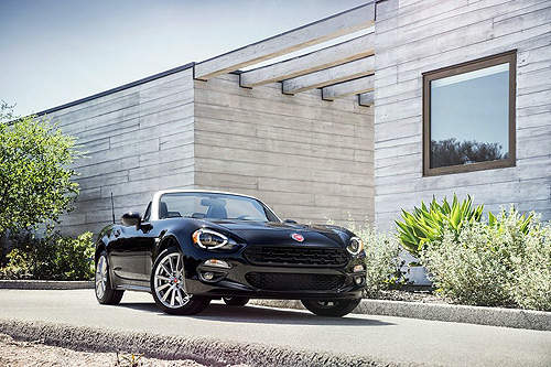 《Fiat 124 Spider》有馬味的義大利上空尤物? 《Fiat 124 Spider》有馬味的義大利上空尤物?