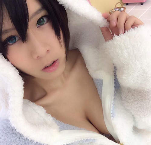 《開胸衣姬》七瀬さくら不管是乳袋繩還是開胸衣都難不倒她 《開胸衣姬》七瀬さくら不管是乳袋繩還是開胸衣都難不倒她