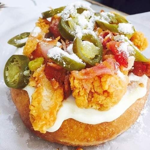 弘大炸雞甜甜圈《DONUT GUYS》甜甜圈竟然與炸雞擦出火花？（口水）