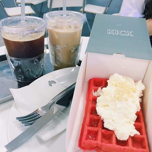 韓國下午茶新選擇《紅鬆餅》搭配香醇咖啡就是極致享受 韓國下午茶新選擇《紅鬆餅》搭配香醇咖啡就是極致享受