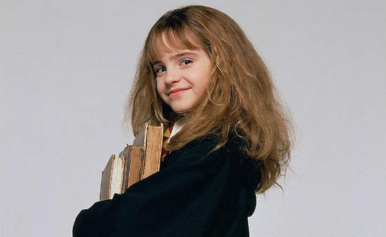 妙麗最喜歡的書本《霍格華茲．一段歷史》超強網友實體化