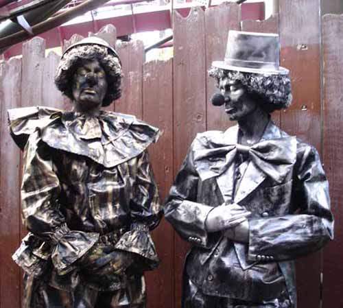 都市傳傳說《小丑雕像》該不會是在講麥當勞叔叔吧（並不是）