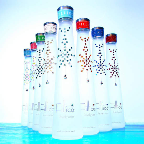 超高貴《施華洛世奇礦泉水》這年頭連水都買不起啊Orz...