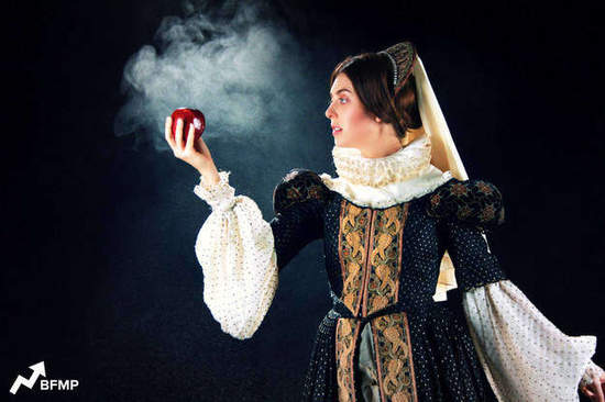 《迪士尼公主史實服裝》為什麼迪士尼不照畫這種衣服：（