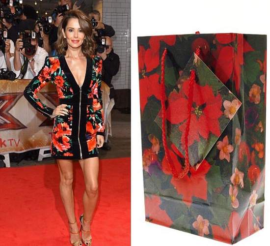 《讓人想到聖誕禮物的禮服》其實都是包裝的一種? 《讓人想到聖誕禮物的禮服》其實都是包裝的一種?