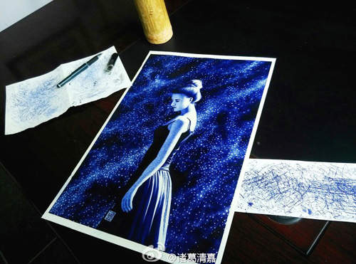 《原子筆畫》不要問我為什麼跪著看這些畫 《原子筆畫》不要問我為什麼跪著看這些畫
