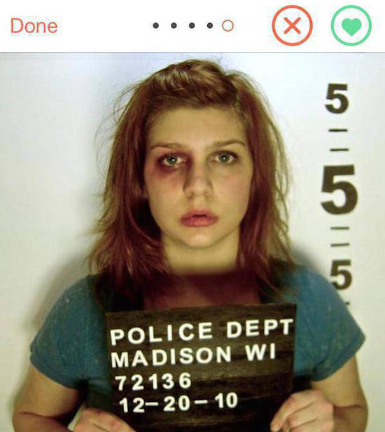 《讓人無法理解的Tinder照》太過跳Tone也會被跳過的...