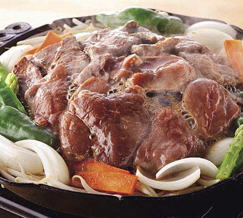 日本男生《最想到當地吃的鄉土料理》即使遠征也要品嚐的美食是？