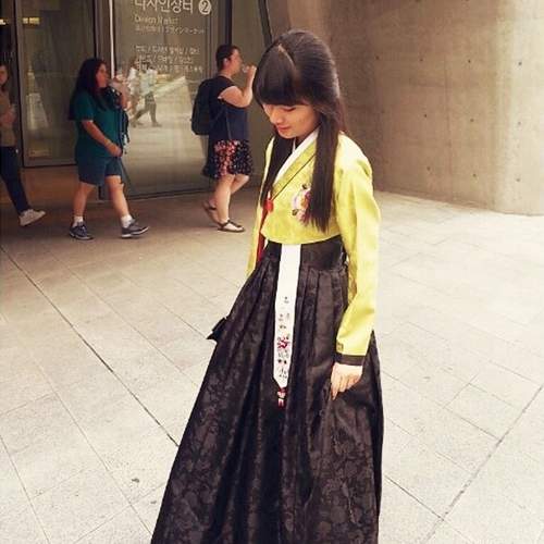 《穿韓服上班的奇女子》這OL感覺氣場超強的阿 《穿韓服上班的奇女子》這OL感覺氣場超強的阿