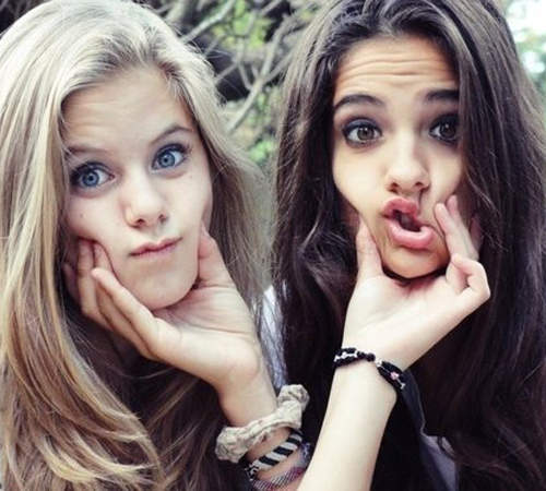 《能成為死黨的特質TOP10排行榜》10點全中就是神友了啊（拜）