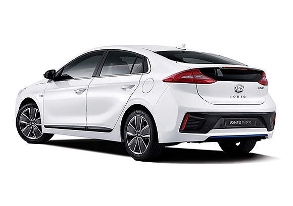 熱騰騰《Hyundai IONIQ》原來屁屁是長這樣啊