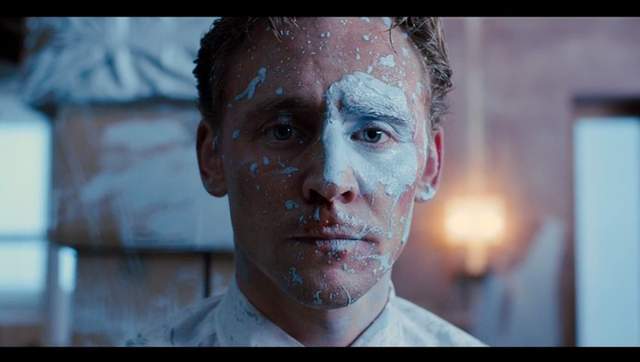 湯姆希德斯頓《摩天大樓》歡迎你入住最完美的大廈... 湯姆希德斯頓《摩天大樓》歡迎你入住最完美的大廈...