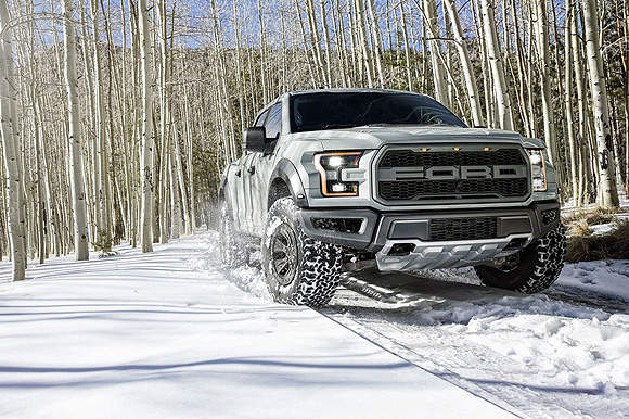 《Ford F-150 Raptor SuperCrew》霸氣皮卡也要大肚量 《Ford F-150 Raptor SuperCrew》霸氣皮卡也要大肚量