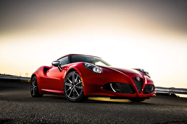 2016年式《Alfa Romeo 4C》揪竟多了什麼好料呢? 2016年式《Alfa Romeo 4C》揪竟多了什麼好料呢?