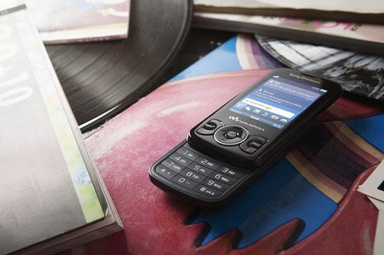 Sony Ericsson發表最新Walkman™系列手機
