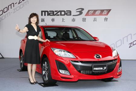 型動先鋒 品味。由我駕馭 全新勁裝配備 Mazda3「型動版」魅力登場！