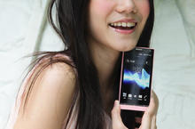 Sony Mobile Xperia SL玩美機  搭配中華電信超值優惠  感受淬鍊時尚的完美境界