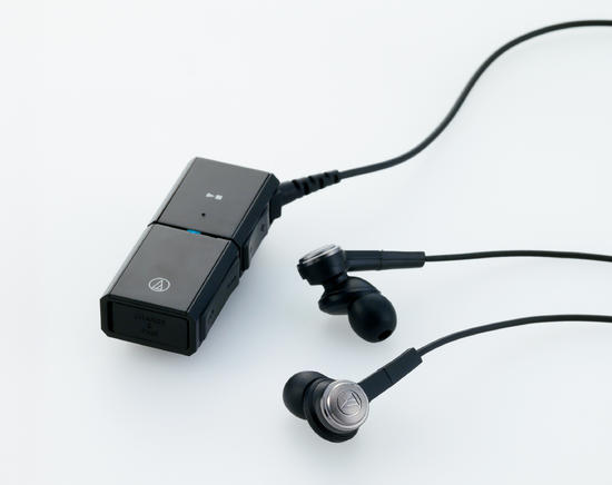 【audio-technica】ATH-CKS55BT耳機~重低音聆賞與通話功能皆能以無線傳輸舒適體驗