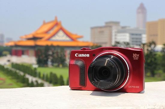 Canon新推出兩款薄型高倍變焦類單眼相機 春暖花開旅遊必備良機