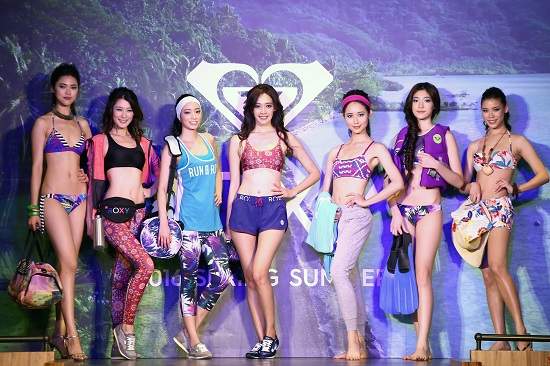 2016 ROXY春夏新品強勢登場結合時尚比基尼與健身系列完美打造女孩自信曲線
