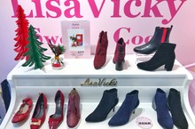 搶佔聖誕『紅』商機 國民女鞋LisaVicky來了！