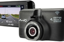 行車記錄器4.0時代 碰撞自動傳 手機馬上看  Mio推出MiVue 7系列WIFI機種  搭配1080P後鏡頭前後影像通通錄
