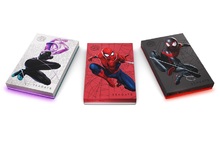 Seagate 全新收藏版 Spider-Man FireCuda 外接硬碟伴您飛身穿越巷弄，打擊犯罪！