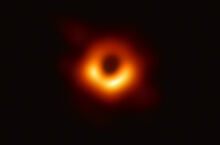 Canon 卓越列印品質 榮獲中央研究院青睞 完美輸出人類史上 首張拍攝成功的黑洞影像