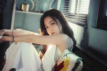 「美聲歌姬」Kaia Lee 李佳歡 2023 年 3 月正式宣佈加盟華納音樂
