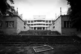 舊蘇聯廢棄療養院 你敢來探險嘛!? 舊蘇聯廢棄療養院 你敢來探險嘛!?