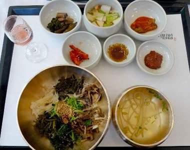 韓國尚青的石鍋拌飯 韓國尚青的石鍋拌飯