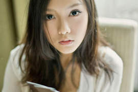 勾魂妹 《王穎》 就是有辦法讓你三秒鐘就愛上她 勾魂妹 《王穎》 就是有辦法讓你三秒鐘就愛上她