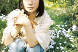 渾然天成的氣質美聲聲優歌手─坂本真綾 渾然天成的氣質美聲聲優歌手─坂本真綾