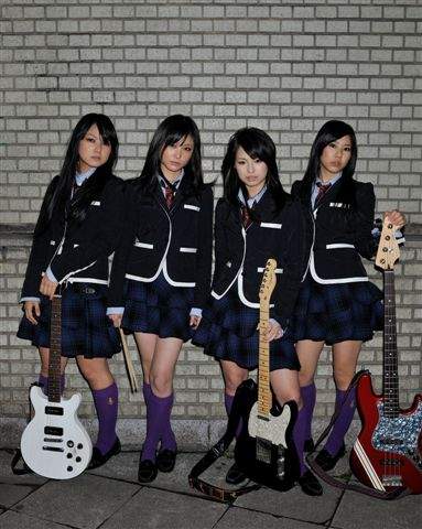 女子高中生搖滾樂團 SCANDAL - 圖片2 女子高中生搖滾樂團 SCANDAL - 圖片2