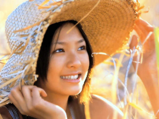 甜美九頭身的新生代女星:榮倉奈奈 甜美九頭身的新生代女星:榮倉奈奈