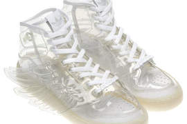 Jeremy Scott X adidas 透明翅膀鞋帶你飛 Jeremy Scott X adidas 透明翅膀鞋帶你飛