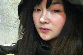 乞丐蘿莉 清純賣唱女激起大家的愛心 乞丐蘿莉 清純賣唱女激起大家的愛心