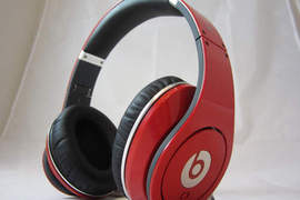 Monster beats by Dr. dre 耳罩式耳機開箱 Monster beats by Dr. dre 耳罩式耳機開箱