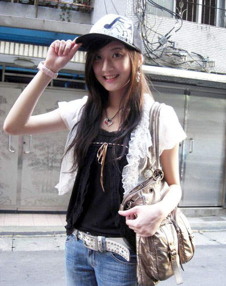 小許瑋倫 林逸欣 超正點女子一人樂坊演奏《舞孃》 - 圖片2 小許瑋倫 林逸欣 超正點女子一人樂坊演奏《舞孃》 - 圖片2