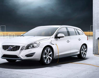 四驅油電旅行車 Volvo V60 Plug-in Hybrid 四驅油電旅行車 Volvo V60 Plug-in Hybrid